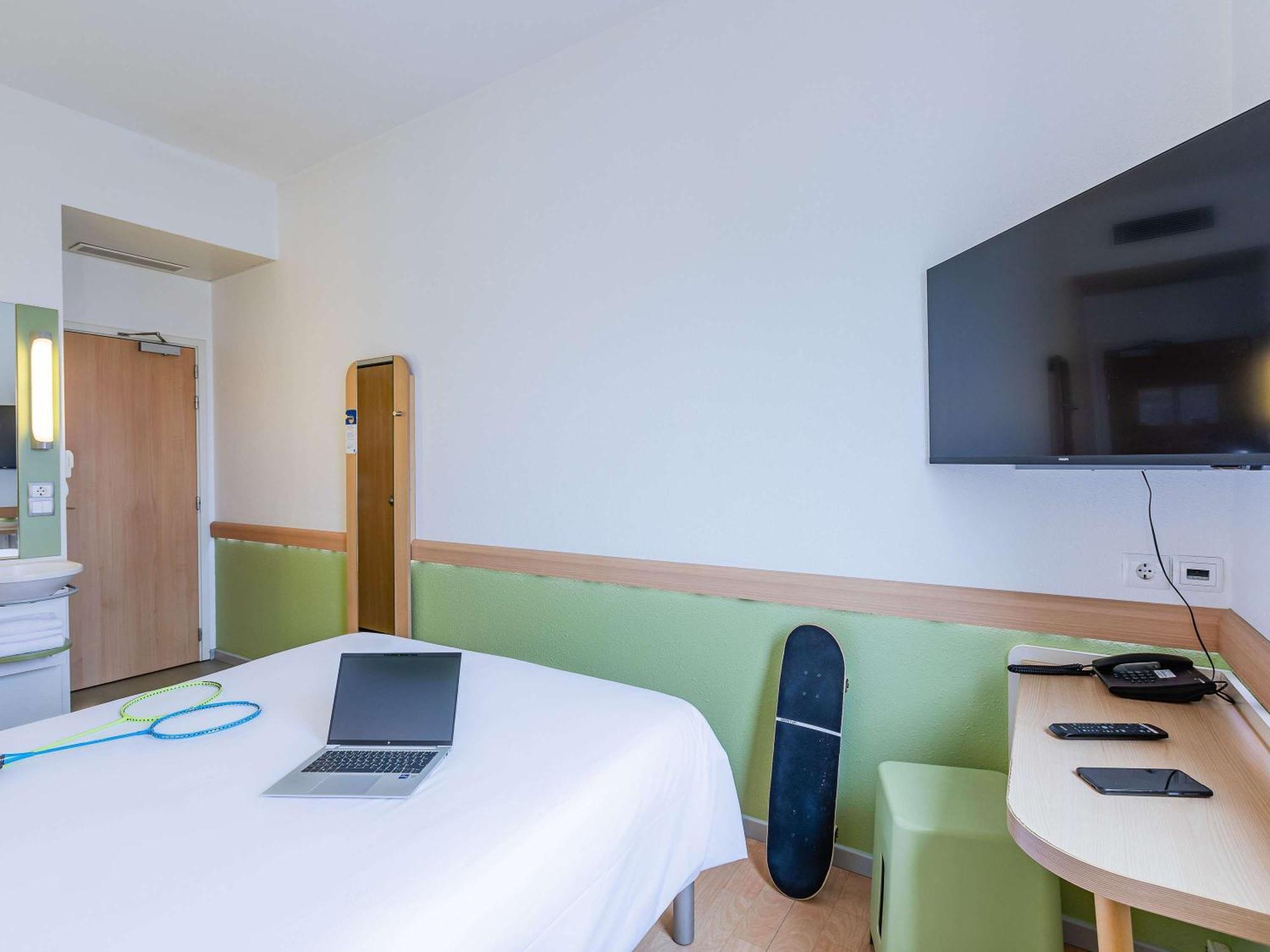 Hotel Ibis Budget Porto Gaia Vila Nova de Gaia Exterior photo